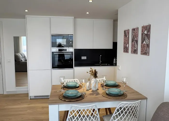 Apartamento Lujo Y Playa Caribeña En Estepona