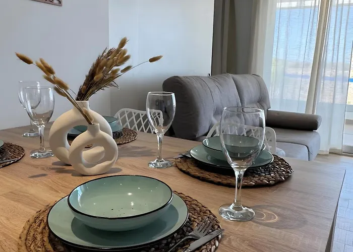 Lujo Y Playa Caribeña En Estepona